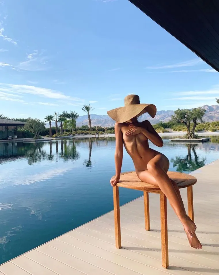 Influencerica s perfektnim tijelom naradi se na OnlyFansu, ali i bogati plaču: 'Ovo je stvarno težak posao...'