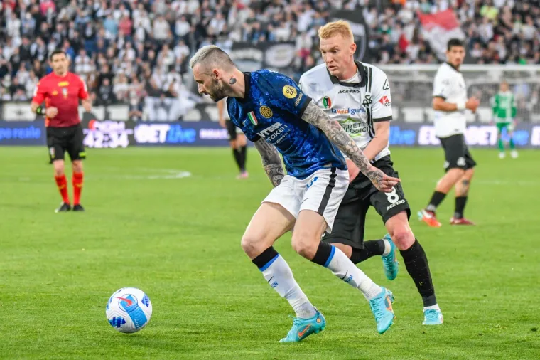 Slavni trener Intera stao pred mikrofone i otkrio: 'Molio sam jučer Brozovića na treningu samo jednu stvar'