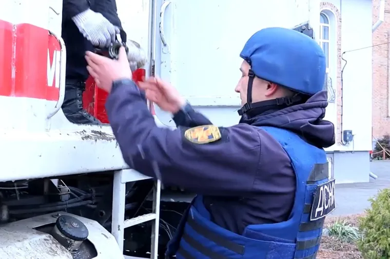 &quot;Zato budite oprezni, gledajte pod noge i ne uzrujavajte Patrona&quot;, poručili su. 