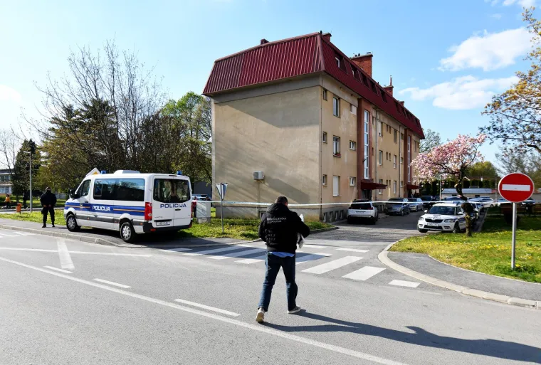 Policija obavlja očevid u domu u kojem je policajac ubio partnericu, također policajku, a potom presudio sebi