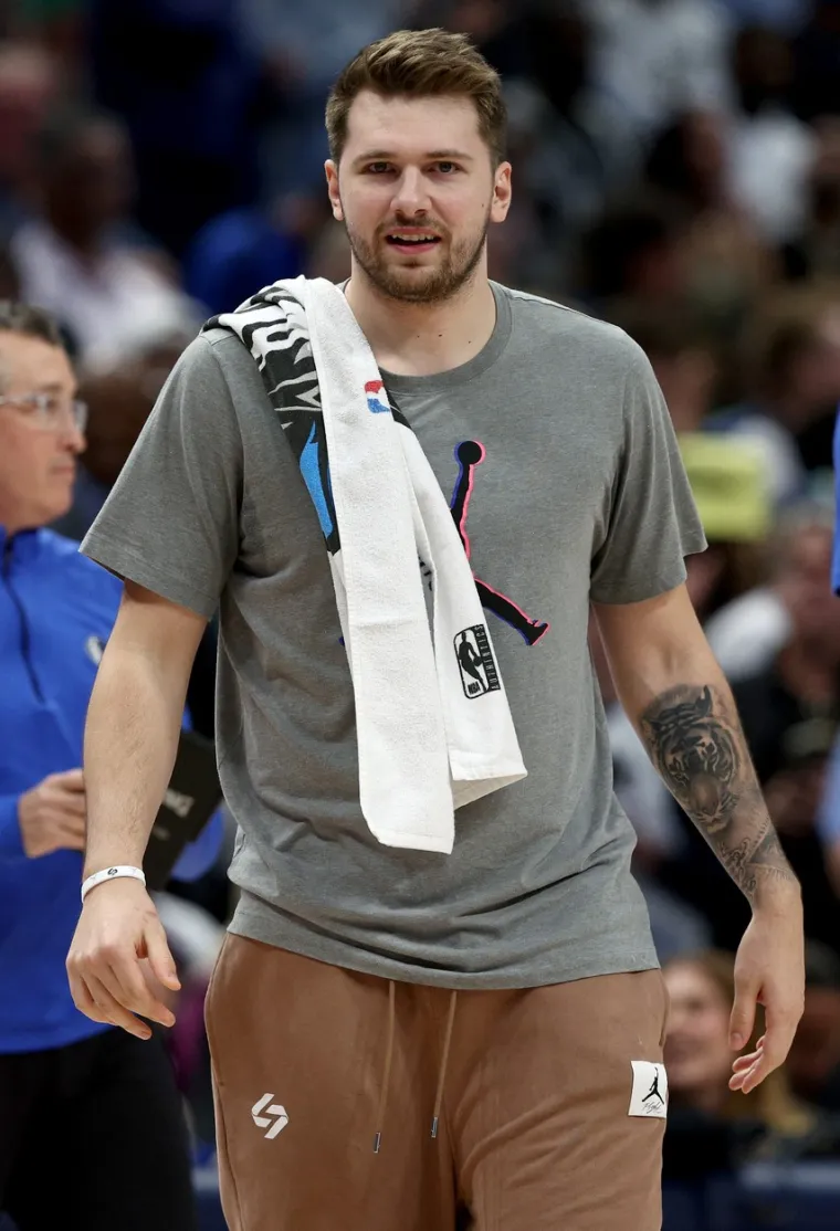 Dončić i kontroverzni Mark Cuban jedva preživjeli triler u Dallasu s Bogdanovićem. Pogledajte što su sve 'manijaci' radili
