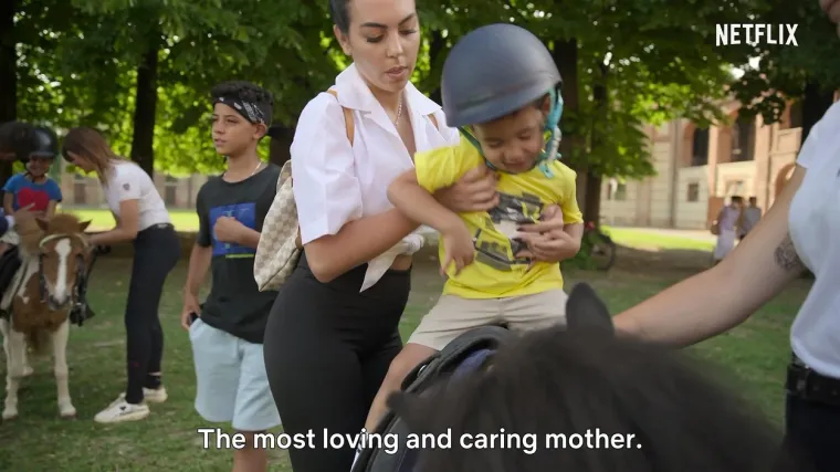 Slavni Cristiano Ronaldo i Georgina Rodriguez imali težak život. Nije im bilo lako, a sad su ostali bez sinčića