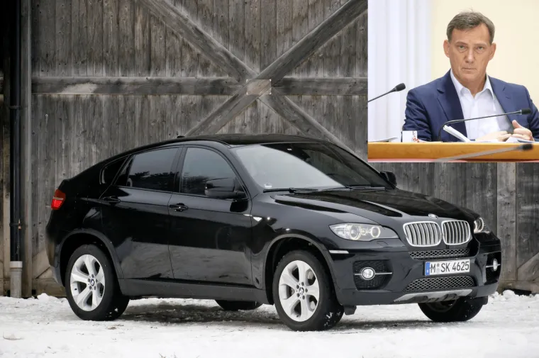 Bivši gradonačelnik Vinkovaca, Mladen Karlić (HDZ), koji je ostao upamćen kada je pred Jadrankom Kosor u odijelu skočio u bazen, vozi ni manje ni više nego BMW X6 iz 2010. godine kojeg je procijenio na 150.000 kuna. Dodajmo da cijena novog takvog vozila iznosi 751.000 kuna. Uz BMW-a, Karlić je vlasnik i Land Rovera Freelander iz 2000, dok njegova supruga vozi nešto skromniji VW Polo iz 2015. 