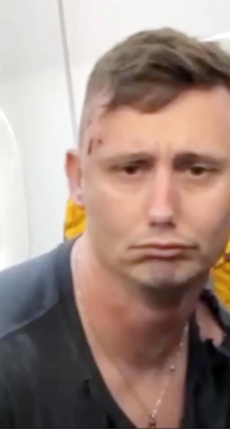 Ovo je provokator koji je isprovocirao Mikea Tysona. Nećete vjerovati &scaron;to mu je sve radio. Pa, koliko lud i pijan može&scaron; biti za ovo?!