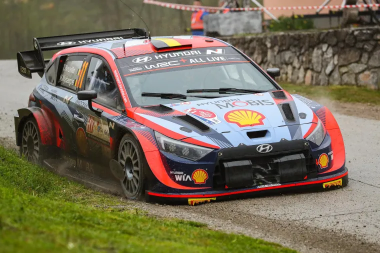 Nezapamćene utrke u Lijepoj na&scaron;oj: Rally ludnica zahvatila Hrvatsku, prizori koji ostavljaju bez daha