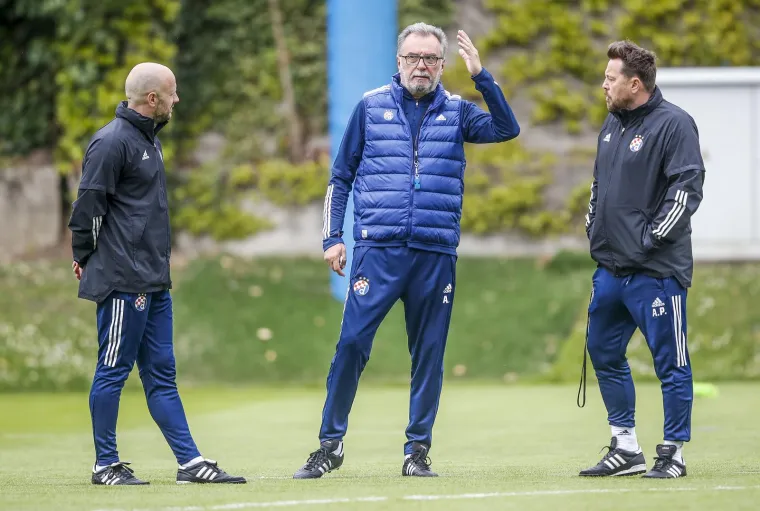 Ante Čačić odradio prvi trening s Dinamom, uz njega je bio čovjek koji je 'preživio' četiri smjene