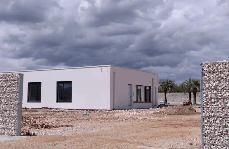 Pogledajte luksuznu vilu braće Mamić koja je niknula u Ljubu&scaron;kom: Djelomično obložena kamenom, kamena ograda...