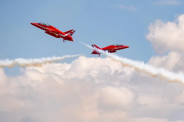 Krila Oluje i Red Arrows priredili spektakl na nebu!