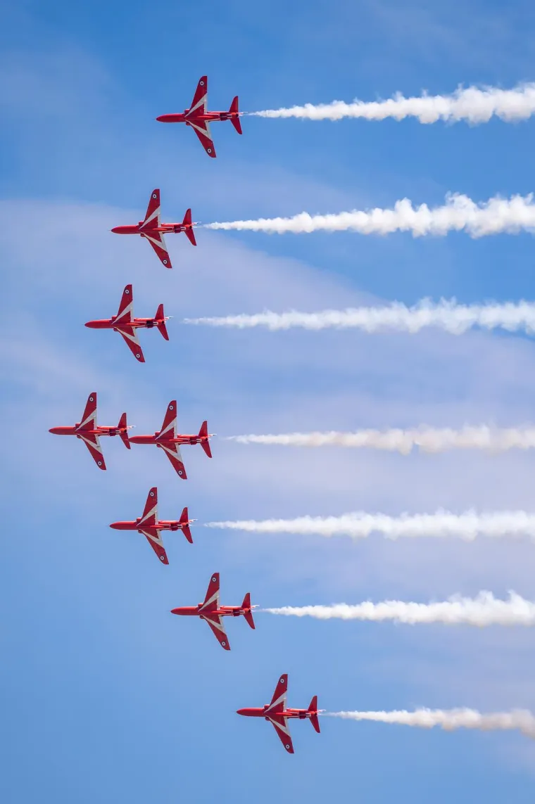 Krila Oluje i Red Arrows priredili spektakl na nebu!