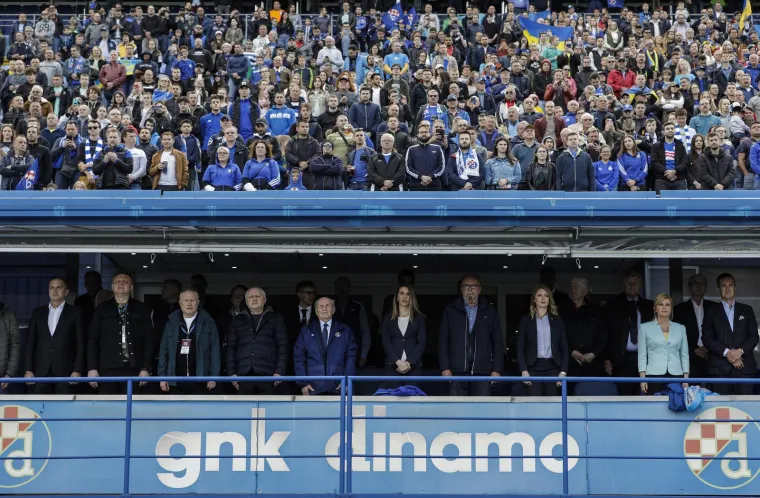 Zagrebački i kijevski Dinamo odigrali utakmicu za mir, susret iz svečane lože pratila i Kolinda