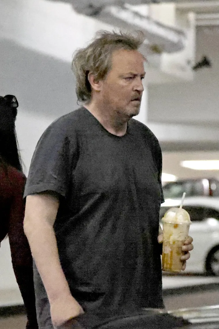 Davno je glumio šarmera Chandlera, ali ipak... Matthew Perry se skroz zapustio, tužno je vidjeti ga ovakvog
