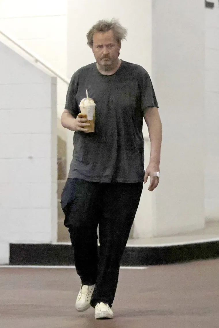 Davno je glumio šarmera Chandlera, ali ipak... Matthew Perry se skroz zapustio, tužno je vidjeti ga ovakvog