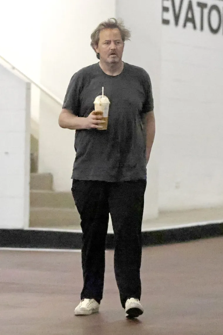 Davno je glumio šarmera Chandlera, ali ipak... Matthew Perry se skroz zapustio, tužno je vidjeti ga ovakvog