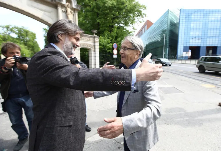Mase su ih nosile na rukama, žene ludile za njima. Bili su istinski junaci, pravi zagrebački &scaron;armeri. Oni su atomski dinamovci zauvijek