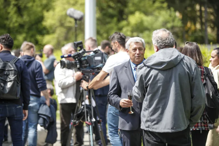 Mase su ih nosile na rukama, žene ludile za njima. Bili su istinski junaci, pravi zagrebački &scaron;armeri. Oni su atomski dinamovci zauvijek