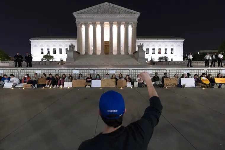 Amerikanci iza&scaron;li na ulice nakon vijesti o mogućem poni&scaron;tenju presude kojom je legaliziran pobačaj