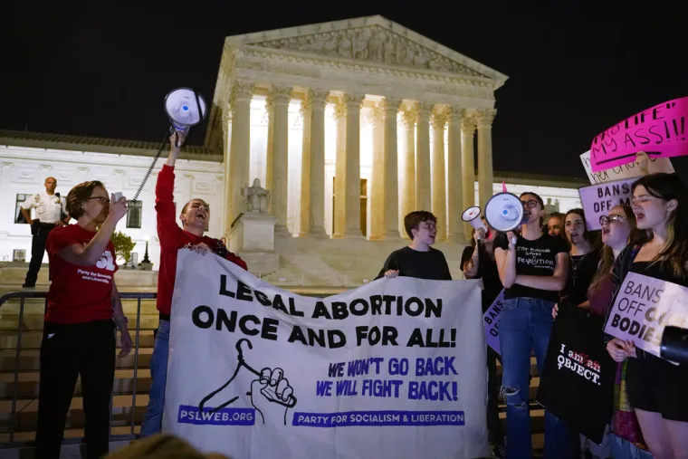 Amerikanci iza&scaron;li na ulice nakon vijesti o mogućem poni&scaron;tenju presude kojom je legaliziran pobačaj