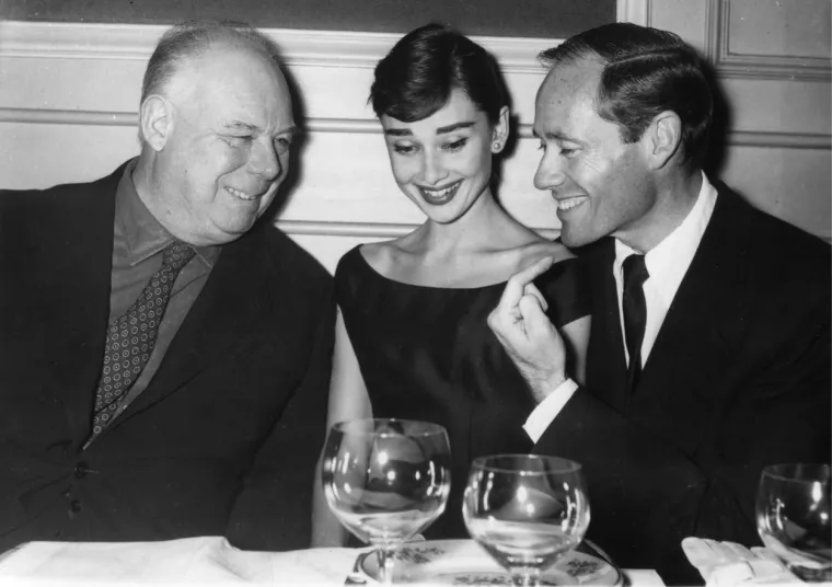 Snimajući film u Monte Carlu, Hepburn je zapela za oko francuskoj autorici Colette koja je smatrala da bi Hepburn bila idealna za naslovnu ulogu u scenskoj adaptaciji njezina romana &quot;Gigi&quot;. Unatoč neiskustvu, Hepburn je dobila ulogu, ali i odlične kritike kada je predstava otvorena na Broadwayju 1951. Njezin sljedeći projekt odveo ju je u Rim, gdje je glumila u svom prvom velikom američkom filmu, &quot;Praznik u Rimu&quot; s Gregoryjem Peckom koji ju je prometnuo u globalnu zvijezdu i donio joj Oscara. 