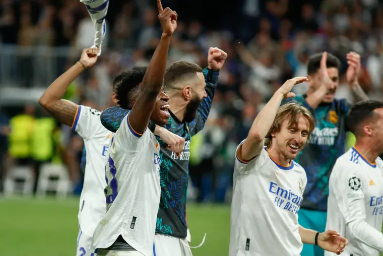 Carlo, stari, da ti ne&scaron;to objasnim: 'Ovo je čarobno mjesto, ali istodobno i zastra&scaron;ujuće. Vje&scaron;tice s neba bacaju crnu magiju'