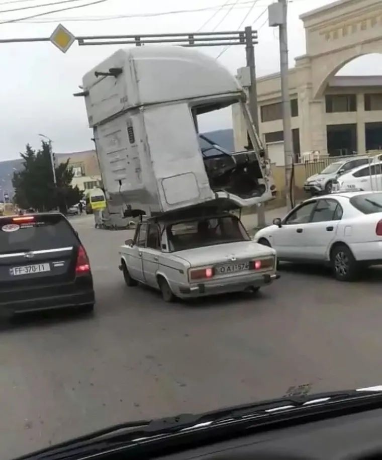Što znaju stranci kako Balkanci paze, krase i koriste vozila svoja: Malo je reći da su sljedeći prizori njima nadrealni
