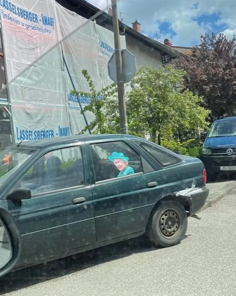 &Scaron;to znaju stranci kako Balkanci paze, krase i koriste vozila svoja: Malo je reći da su sljedeći prizori njima nadrealni