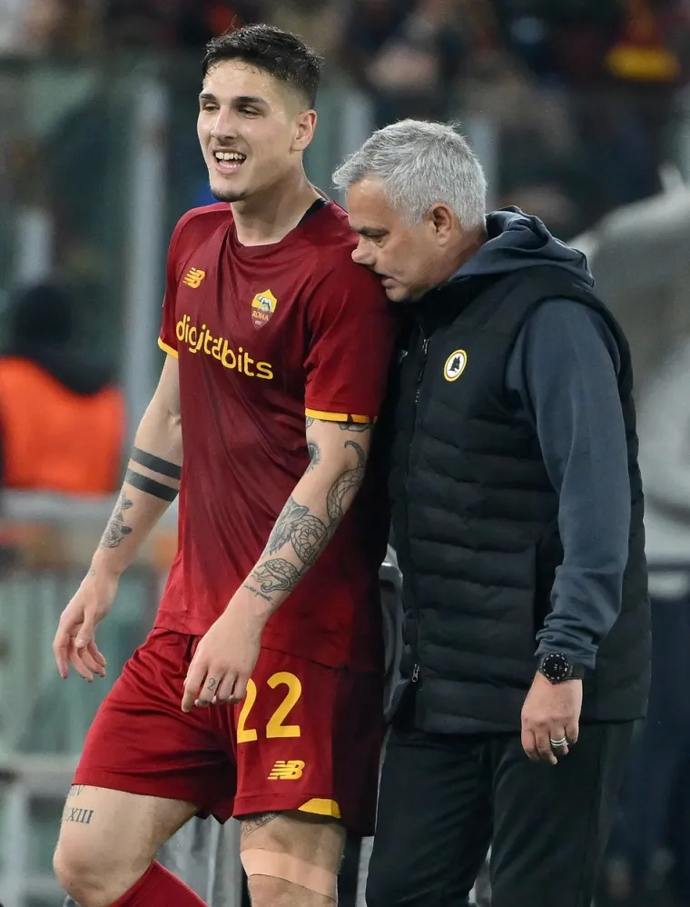 Mourinho u izdanju u kakvom ga nikad prije nismo vidjeli, Portugalac pojasnio za&scaron;to se slomio