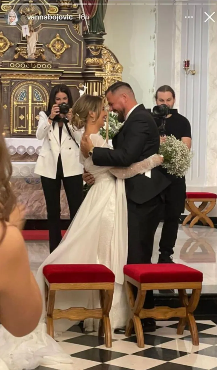 Procurile fotografije s influencerske svadbe godine: Kristijan Iličić zaplakao kad je ugledao svoju Andreu