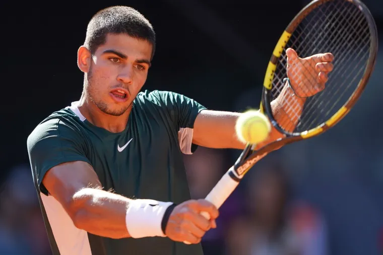 Nova teniska senzacija sru&scaron;ila i Novaka Đokovića u epskom meču. Čudesni 19-godi&scaron;nji wunderkind prva je sportska priča