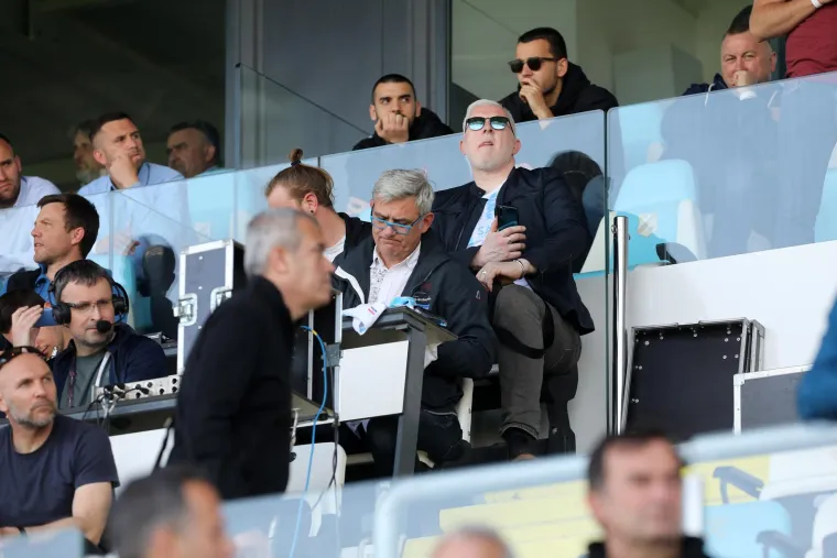 Nećete vjerovati tko se pojavio na Rujevici, ne biste ih prepoznali. Gledali momci rasturanje svoje Rijeke od Hajduka