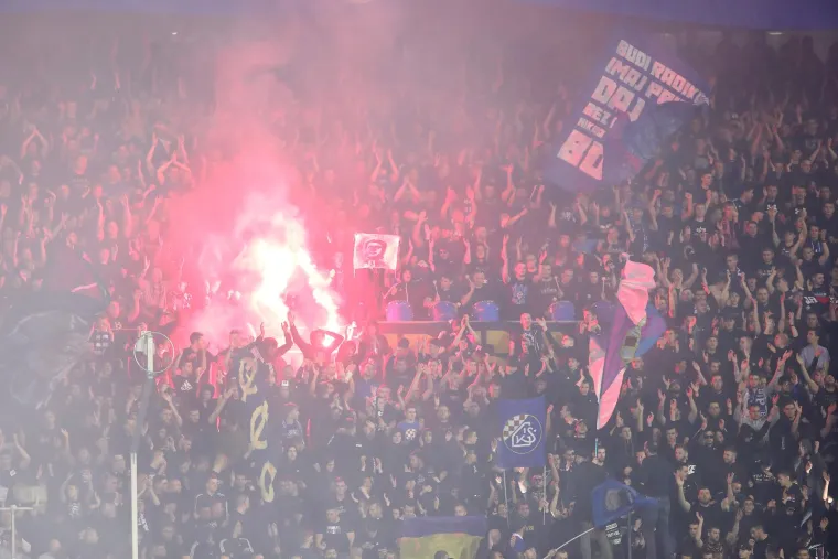 Sjever gorio, tlo podrhtavalo. Boysi navijanjem izazvali potres s epicentrom u Maksimiru