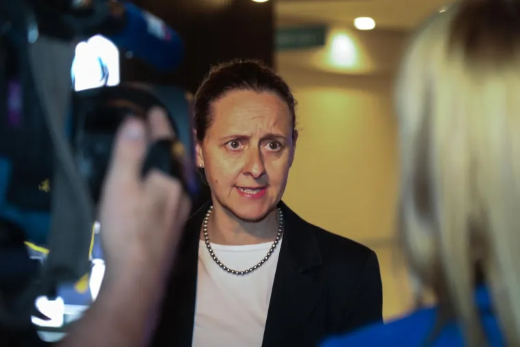 Branka Krstulović oduševila ljepotom koja ne blijedi u rijetkom pojavljivanju sa suprugom: Svi su samo u nju zurili