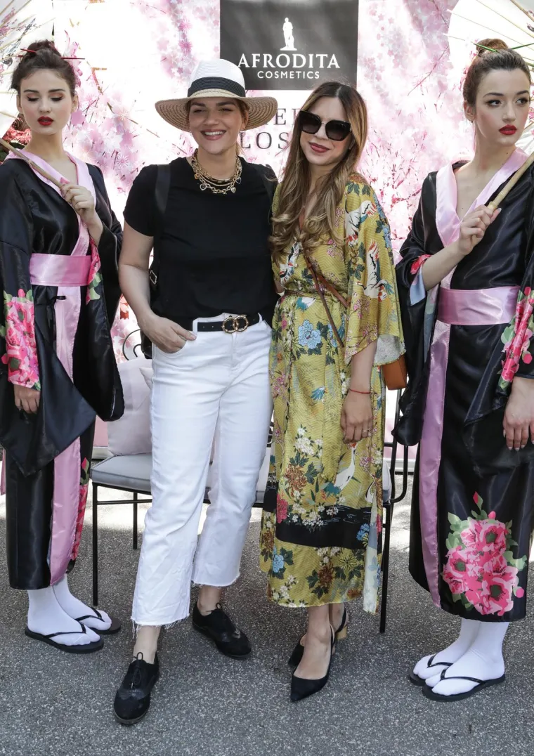 Stankica zasjala u vlastitoj kreaciji, a Borna Kotromanić ponovno zaintrigirala odjevnim komadom