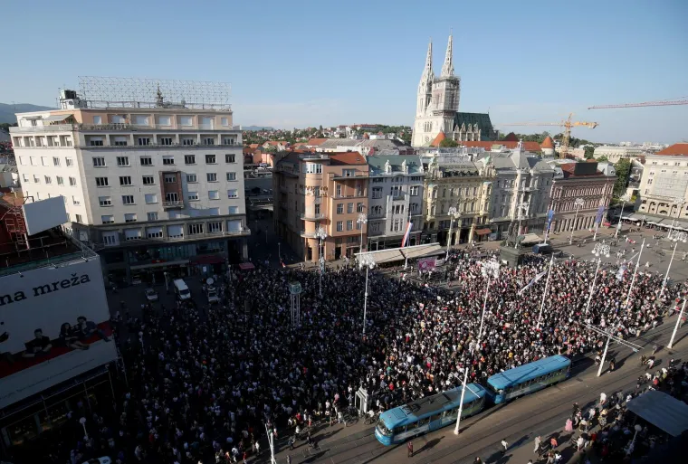 Poznati na velikom protestu za Mirelu Čavajdu: Stigli su i Urban i Ranko Ostojić