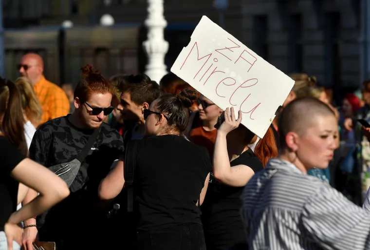 Poznati na velikom protestu za Mirelu Čavajdu: Stigli su i Urban i Ranko Ostojić