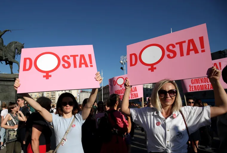 Poznati na velikom protestu za Mirelu Čavajdu: Stigli su i Urban i Ranko Ostojić