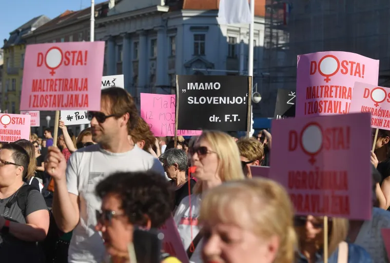 Poznati na velikom protestu za Mirelu Čavajdu: Stigli su i Urban i Ranko Ostojić