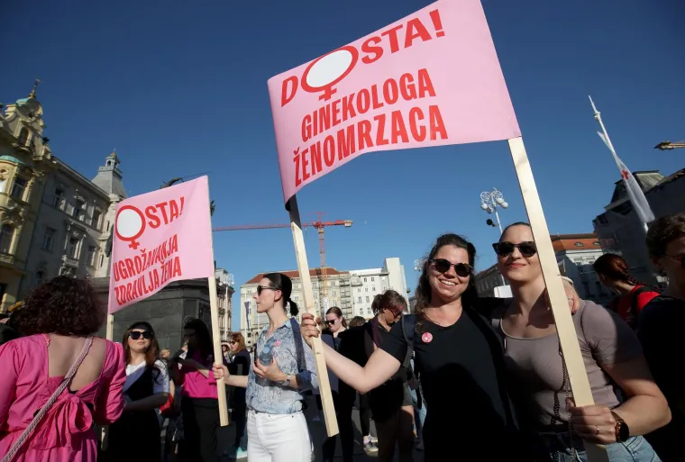 Poznati na velikom protestu za Mirelu Čavajdu: Stigli su i Urban i Ranko Ostojić