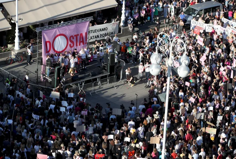 Poznati na velikom protestu za Mirelu Čavajdu: Stigli su i Urban i Ranko Ostojić