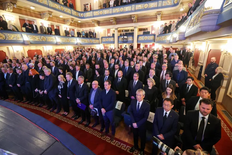 Boban, Baka, Piksi, Pape... Nema tko nije do&scaron;ao na opro&scaron;taj od legendarnog &Scaron;vabe, Zvone govorom natjerao suze na oči