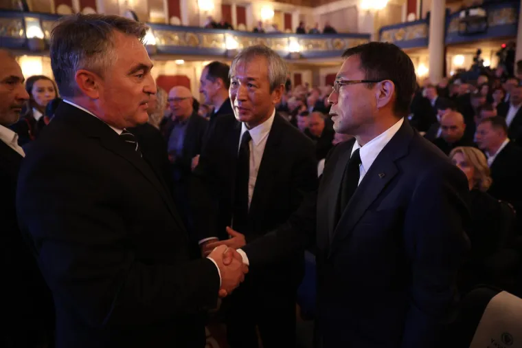 Boban, Baka, Piksi, Pape... Nema tko nije do&scaron;ao na opro&scaron;taj od legendarnog &Scaron;vabe, Zvone govorom natjerao suze na oči