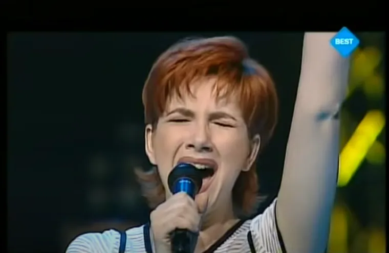 Eurovizija ima i svoju knjigu rekorda, a u njoj je i naša Maja Blagdan koja je osvojila četvrto mjesto na Eurovizji 1996. s pjesmom “Sveta ljubav”. Maja je tada izvukla ton b5, koji je bio najviši ton do lani, kada ju je prestigla izraelska predstavnica Eden Adane, koja je u pjesmi &quot;Set Me Free&quot; otpjevala ton B6.