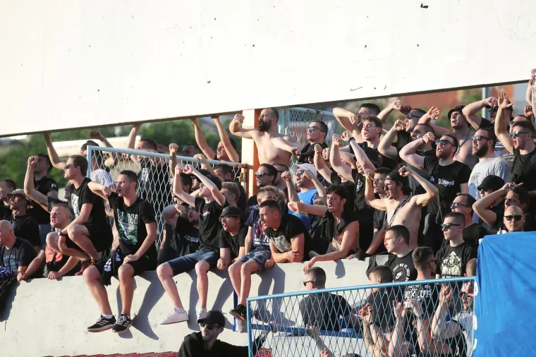 Fantastična atmosfera: Puni &Scaron;ubićevac ispratio Dinamo do nove titule