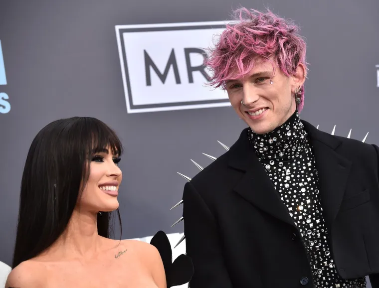 Prepoznajete li ovu ženu? Ljudi ne vjeruju da je to megapopularna zvijezda, ne sliči na sebe