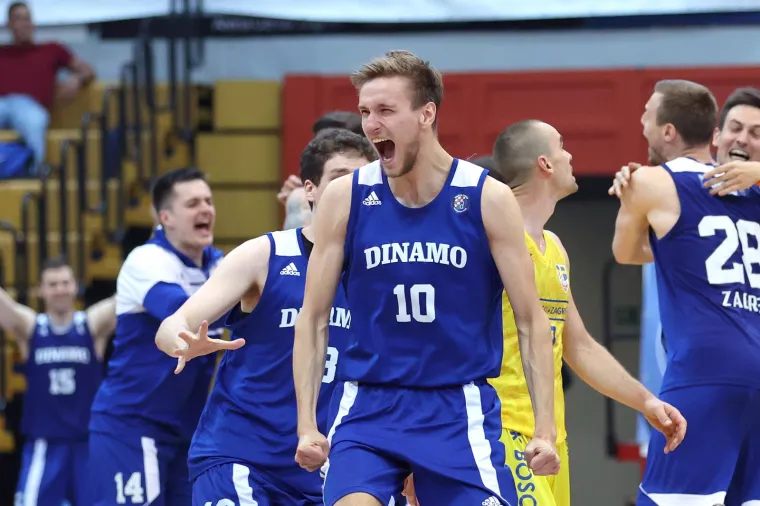 Noć za pamćenje KK Dinamo Zagreb. Od suza radosnica, pa do onih od suzavca. Evo &scaron;to se sve događalo i za&scaron;to su neredi započeli