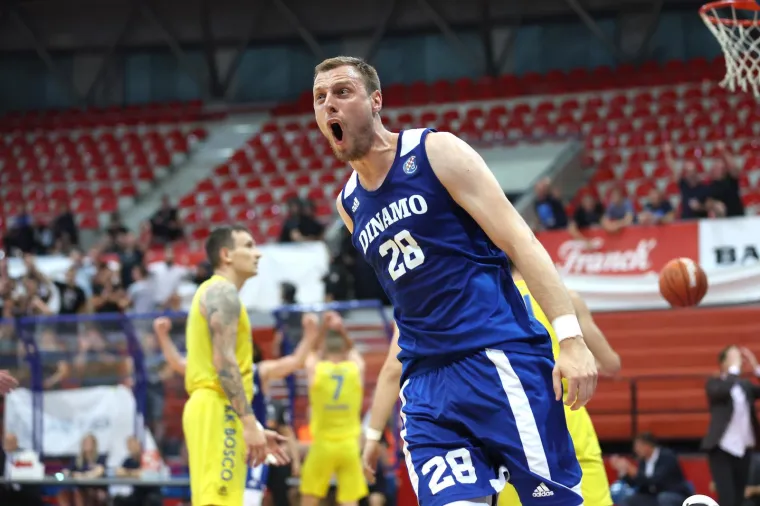 Noć za pamćenje KK Dinamo Zagreb. Od suza radosnica, pa do onih od suzavca. Evo &scaron;to se sve događalo i za&scaron;to su neredi započeli