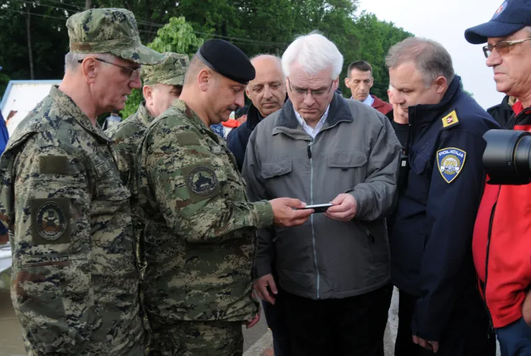 Osam godina pro&scaron;lo je od poplava u Gunji, Rajevu selu i ostatku Slavonije: Ovako su izgledali pod vodom