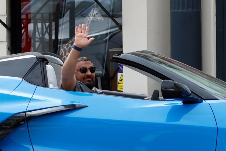 Bio je kralj perolake kategorije i jedan od najatraktivnijih boraca: Danas živi u luksuzu i izgleda potpuno neprepoznatljivo