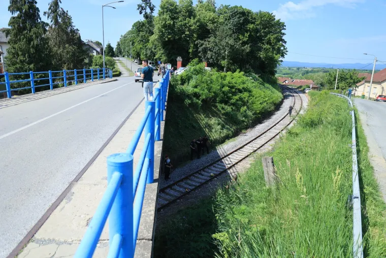 Pronađeno tijelo djevojke (20)