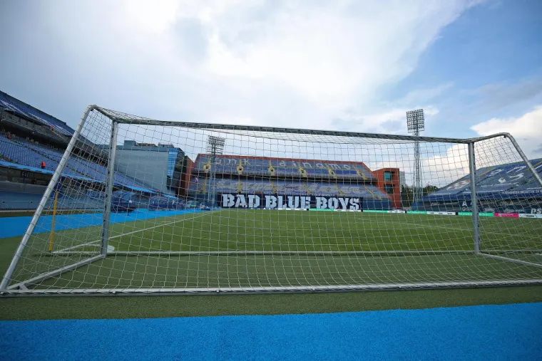 Pogledajte kakva je atmosfera ispred Maksimira uoči derbija s Hajdukom