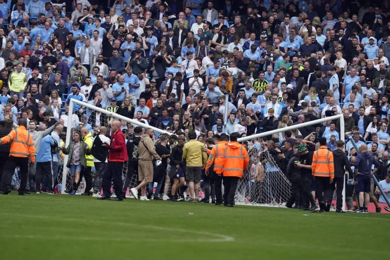 Navijači Manchester Cityja u ekstazi nakon osvajanja naslova